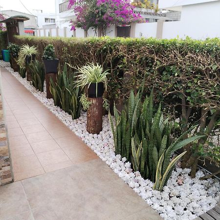 Hotel Starfish Puerto Villamil Bagian luar foto