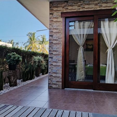 Hotel Starfish Puerto Villamil Bagian luar foto