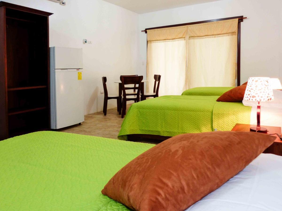 Hotel Starfish Puerto Villamil Bagian luar foto