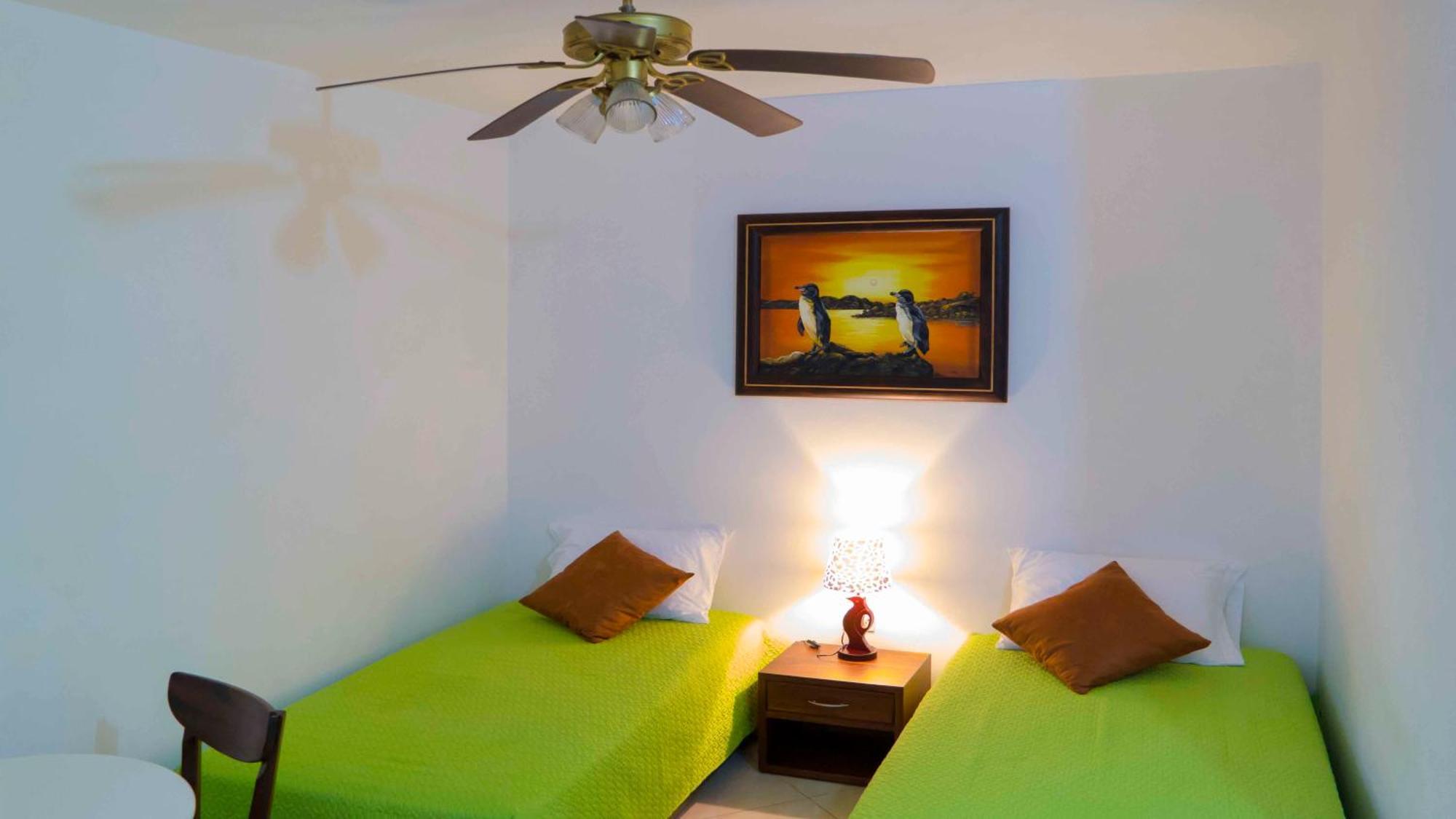 Hotel Starfish Puerto Villamil Bagian luar foto