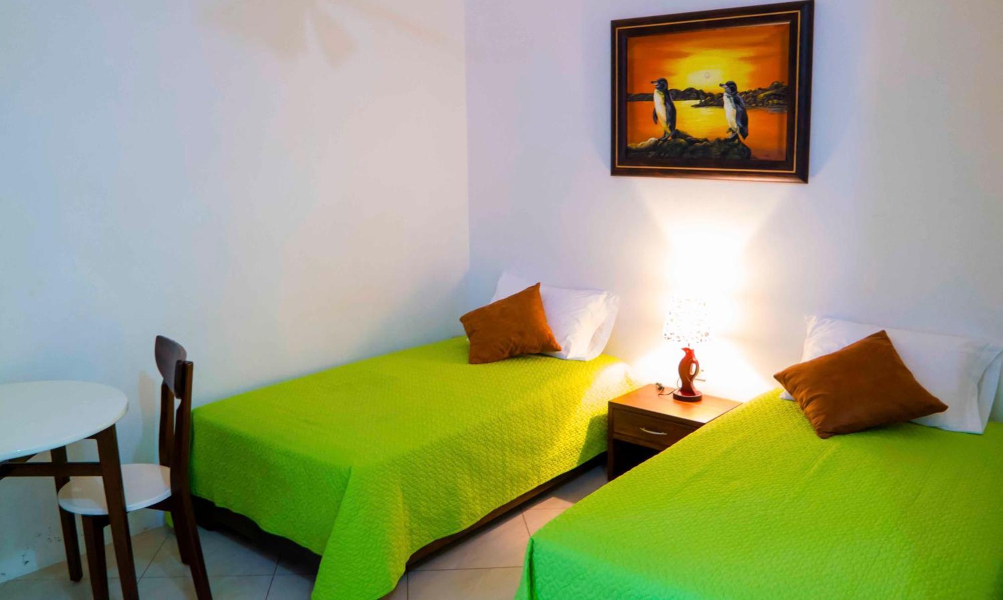 Hotel Starfish Puerto Villamil Bagian luar foto
