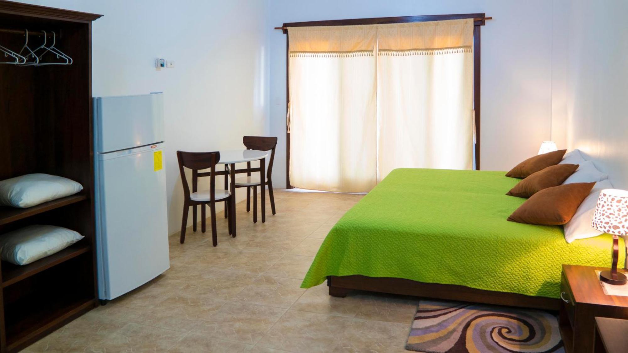 Hotel Starfish Puerto Villamil Bagian luar foto