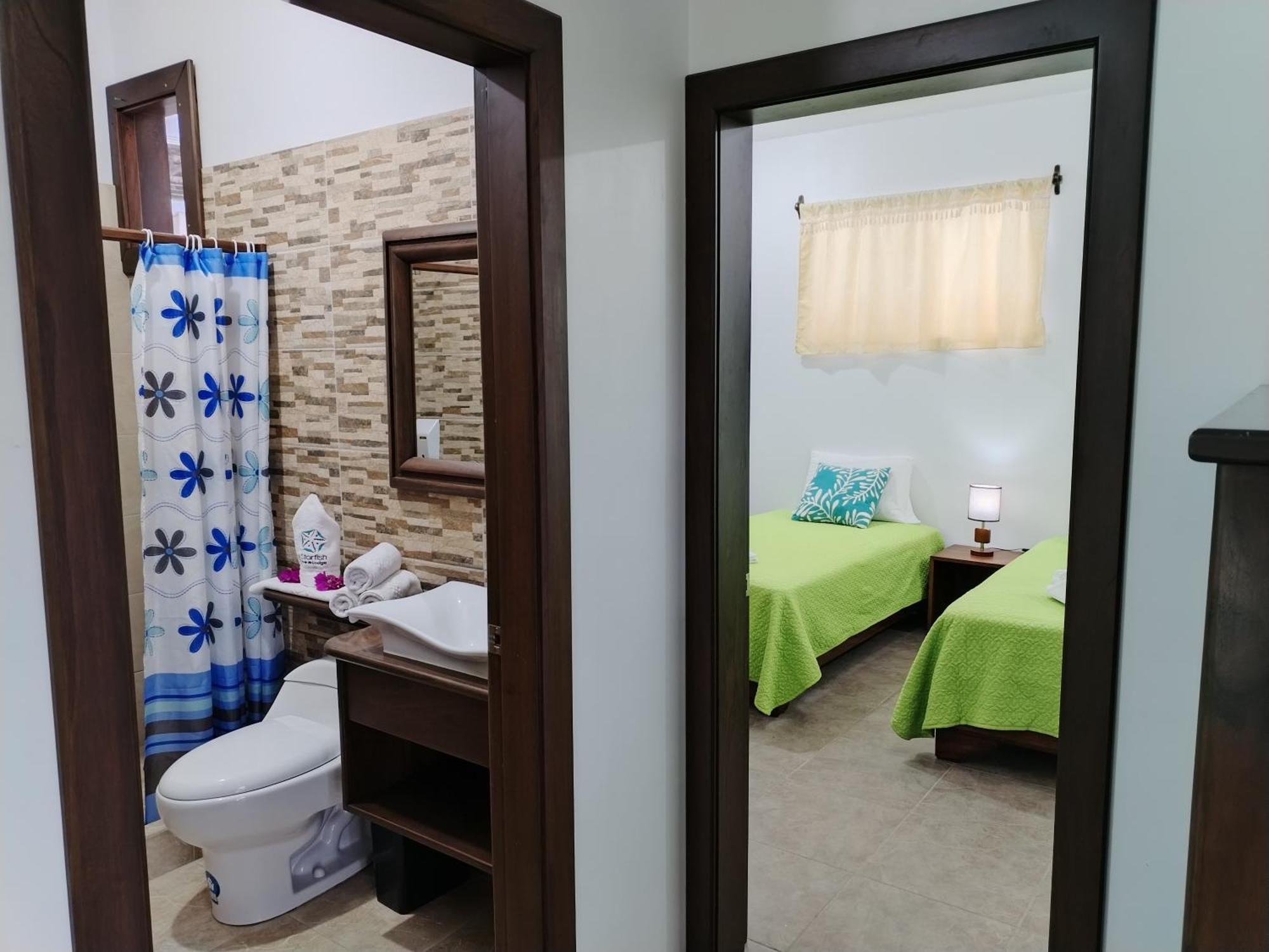 Hotel Starfish Puerto Villamil Bagian luar foto