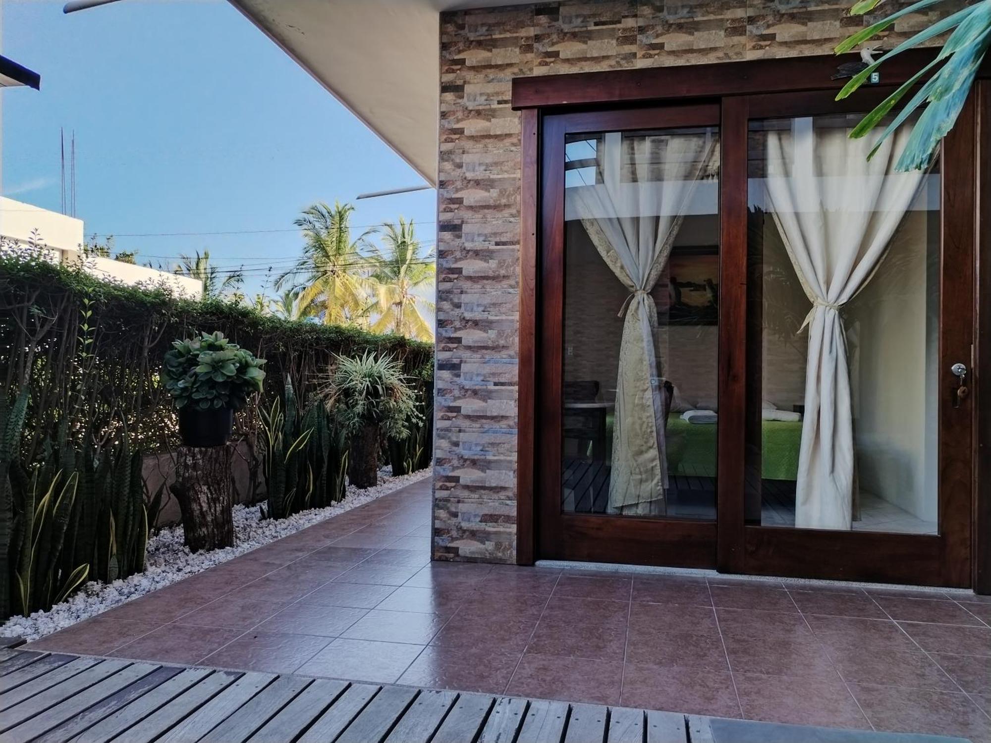 Hotel Starfish Puerto Villamil Bagian luar foto
