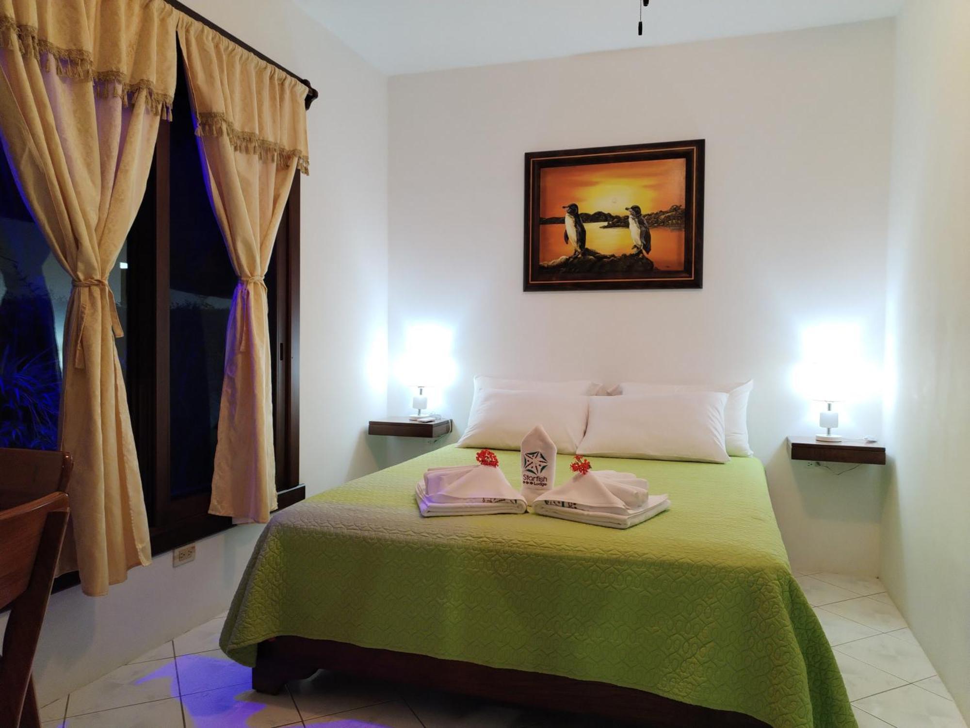 Hotel Starfish Puerto Villamil Bagian luar foto
