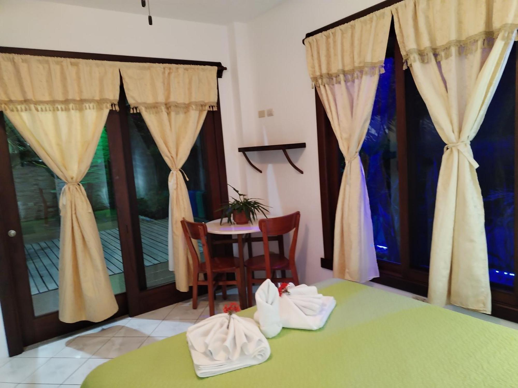 Hotel Starfish Puerto Villamil Bagian luar foto