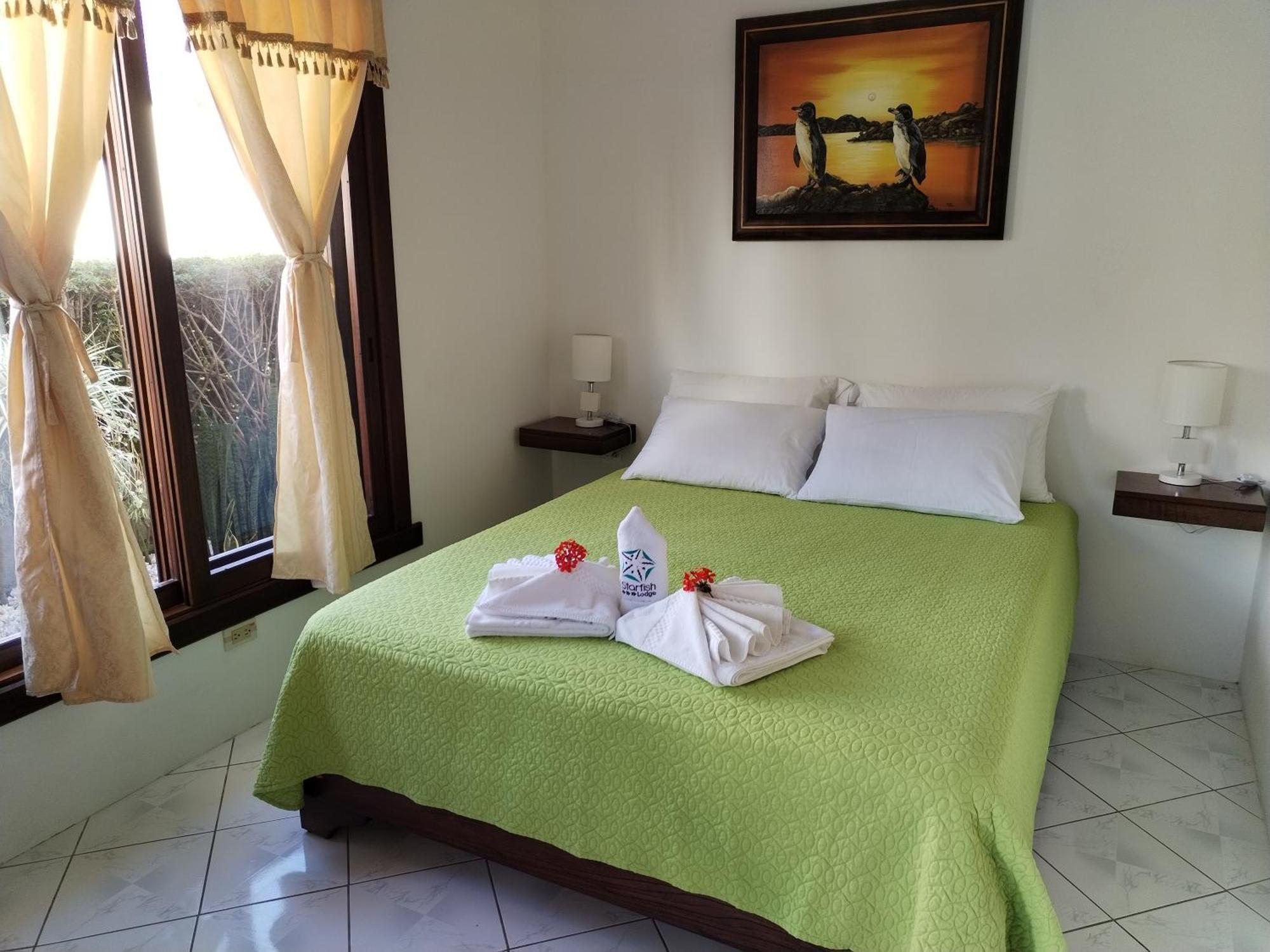 Hotel Starfish Puerto Villamil Bagian luar foto