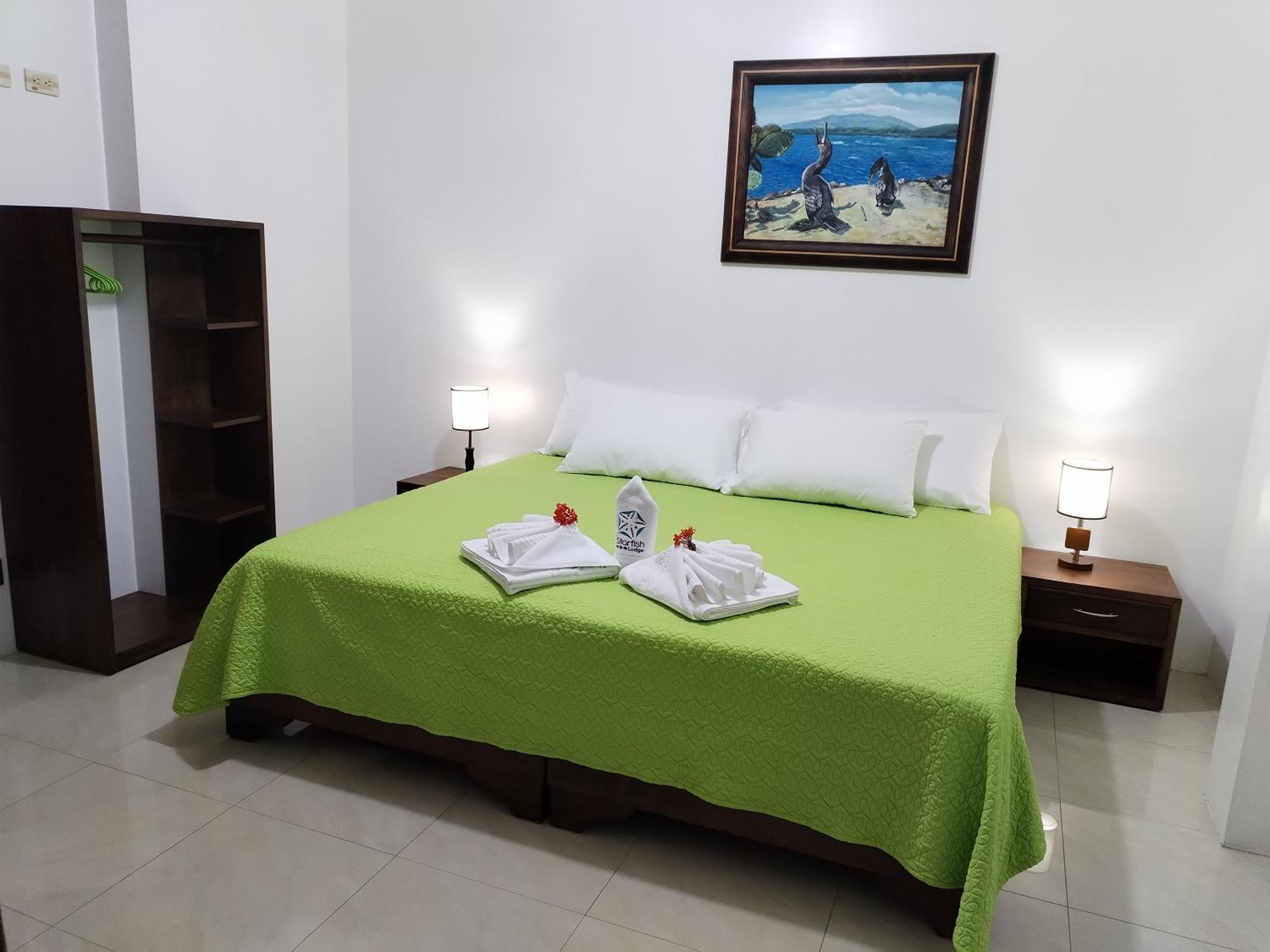 Hotel Starfish Puerto Villamil Bagian luar foto